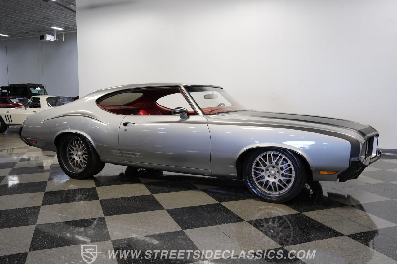 1972 Oldsmobile Cutlass 442 Tribute Restomod