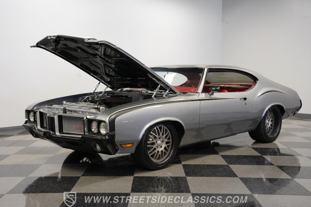 1972 Oldsmobile Cutlass 442 Tribute Restomod