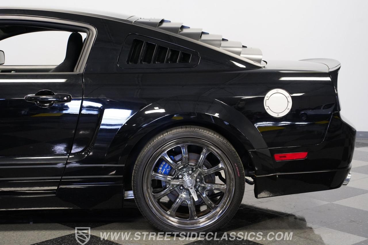 2005 Ford Mustang MRT Interceptor