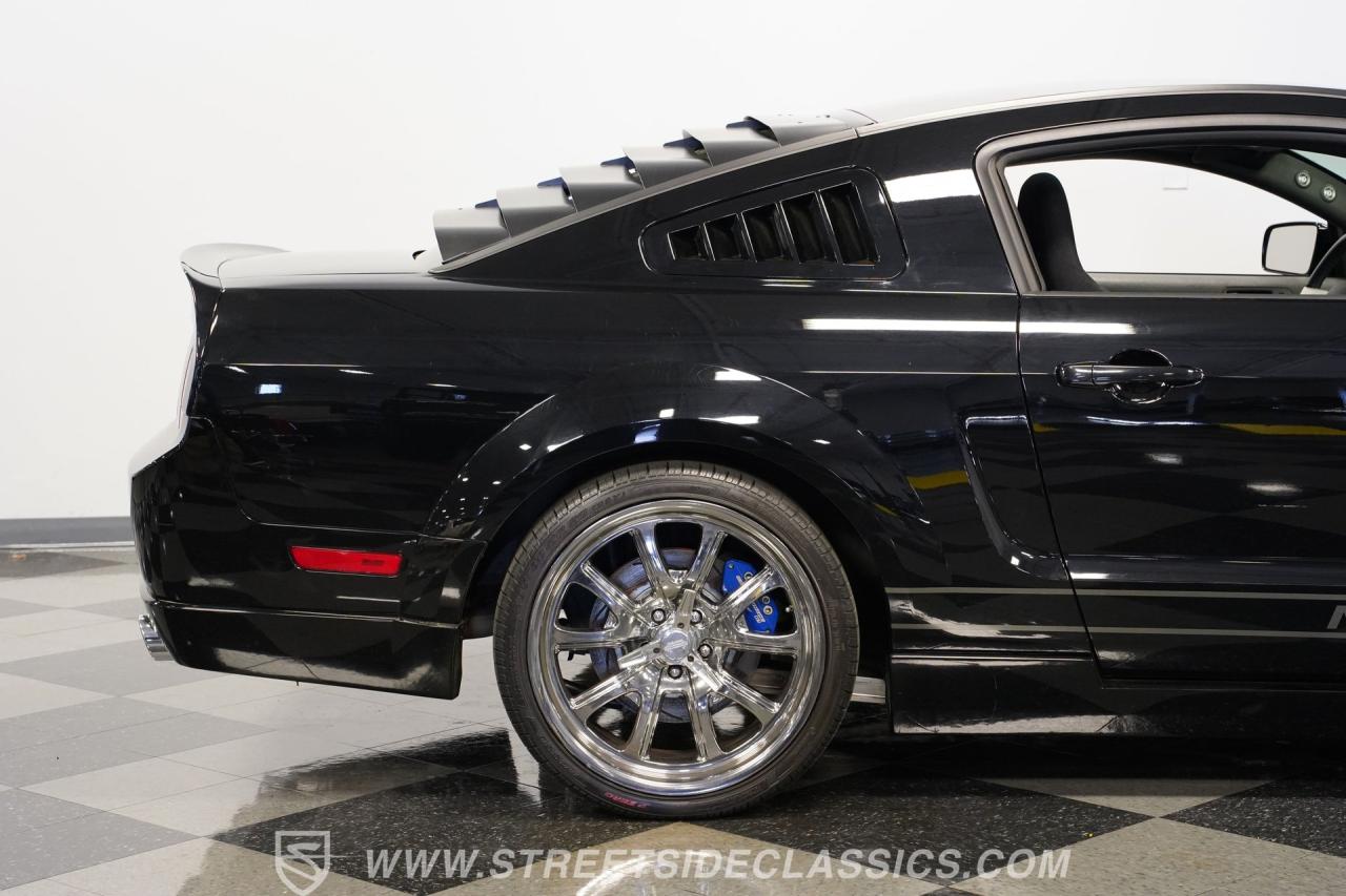 2005 Ford Mustang MRT Interceptor