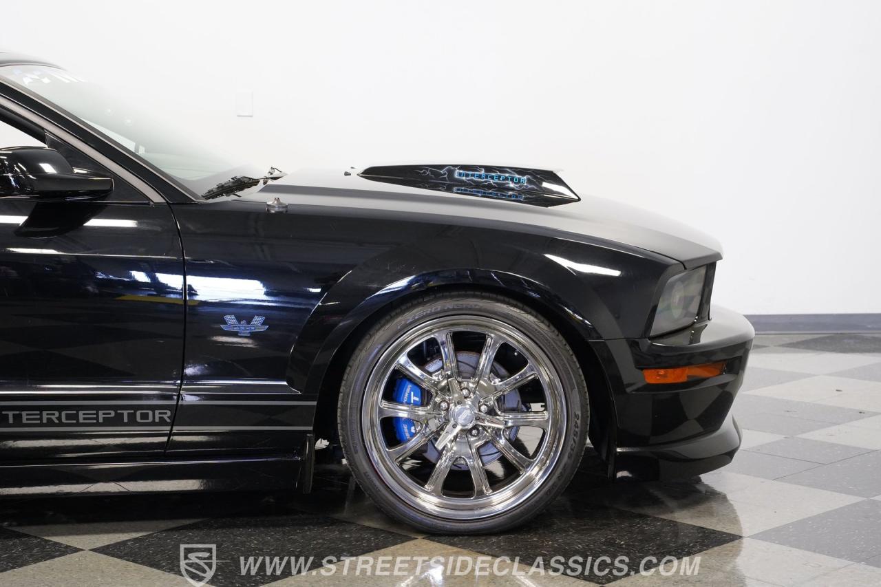 2005 Ford Mustang MRT Interceptor