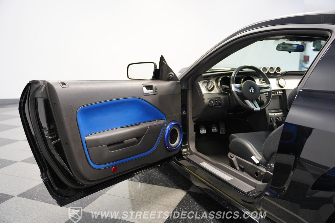 2005 Ford Mustang MRT Interceptor