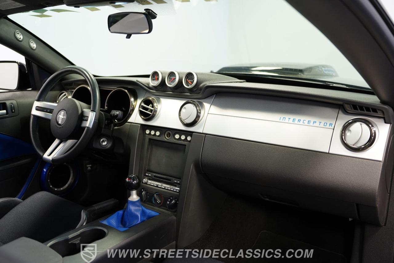 2005 Ford Mustang MRT Interceptor