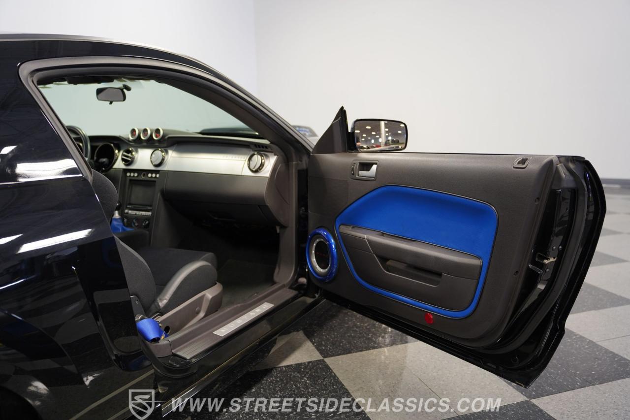 2005 Ford Mustang MRT Interceptor