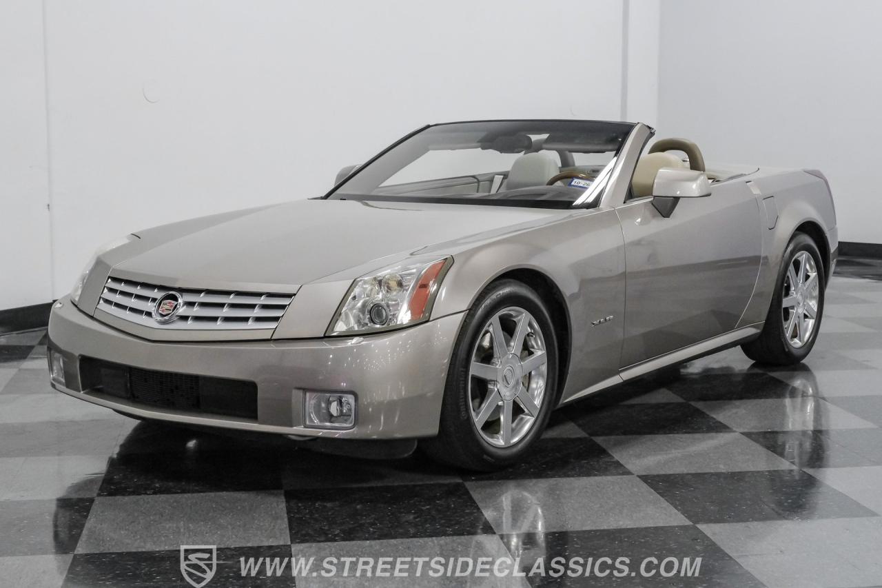 2005 Cadillac XLR