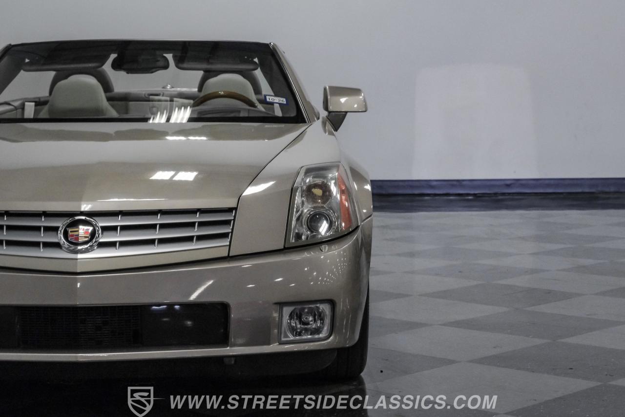 2005 Cadillac XLR