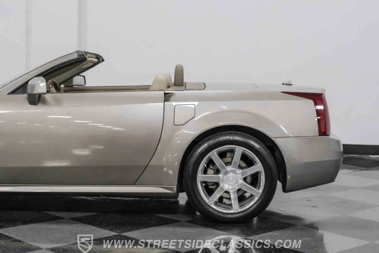 2005 Cadillac XLR