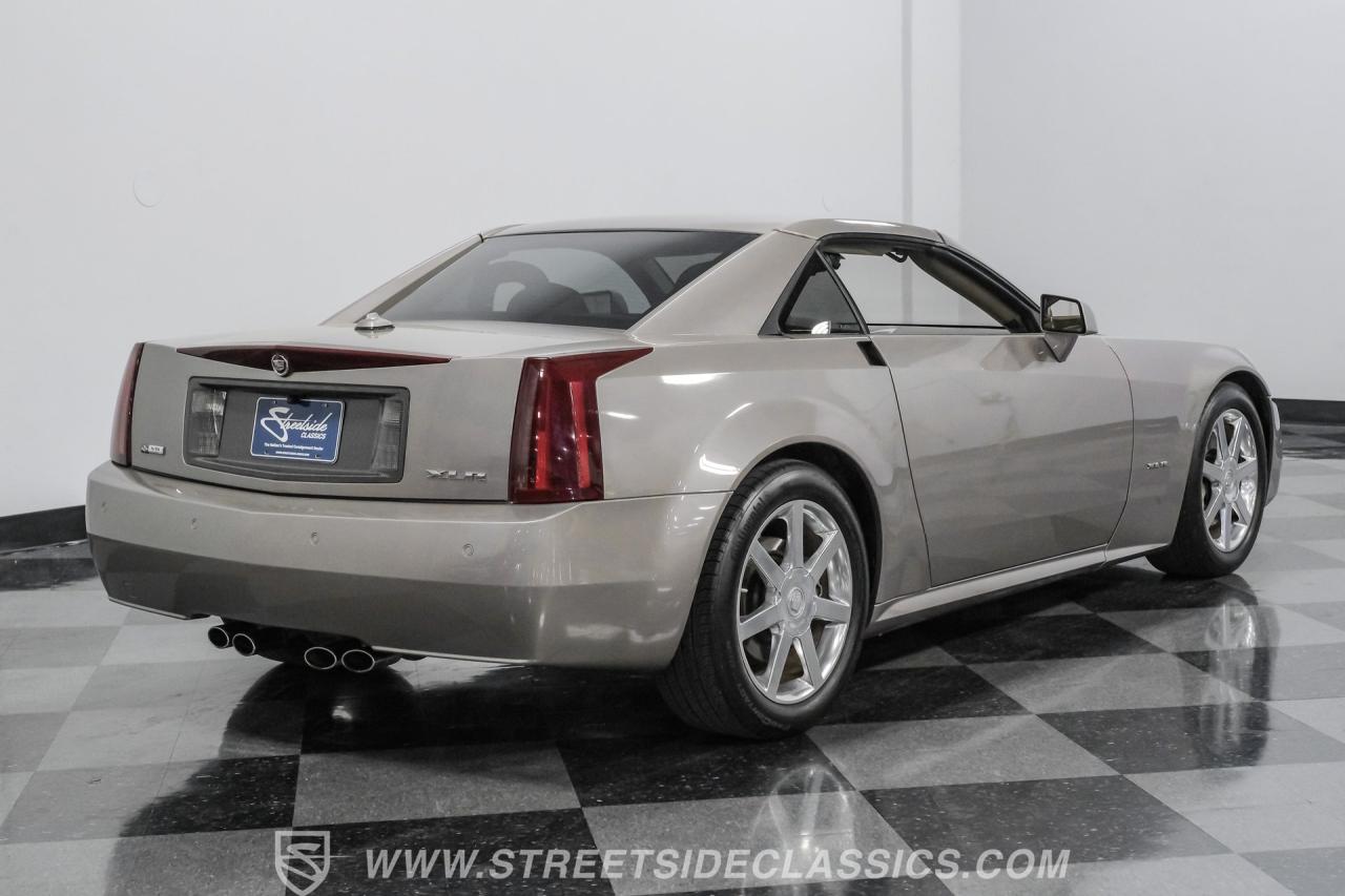 2005 Cadillac XLR