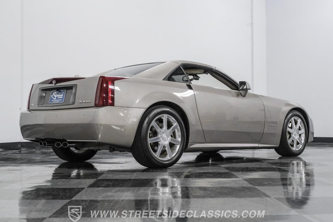 2005 Cadillac XLR