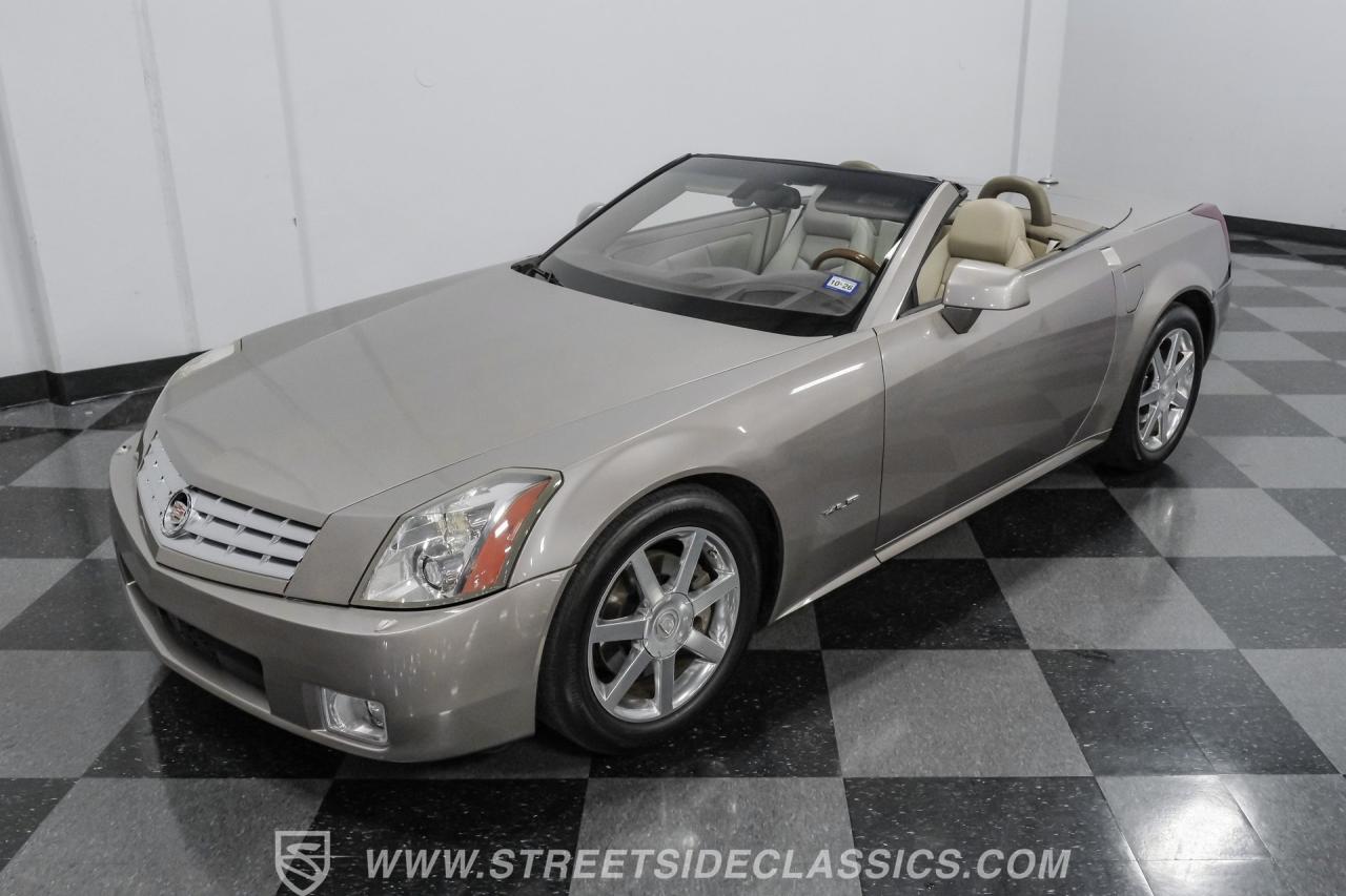 2005 Cadillac XLR