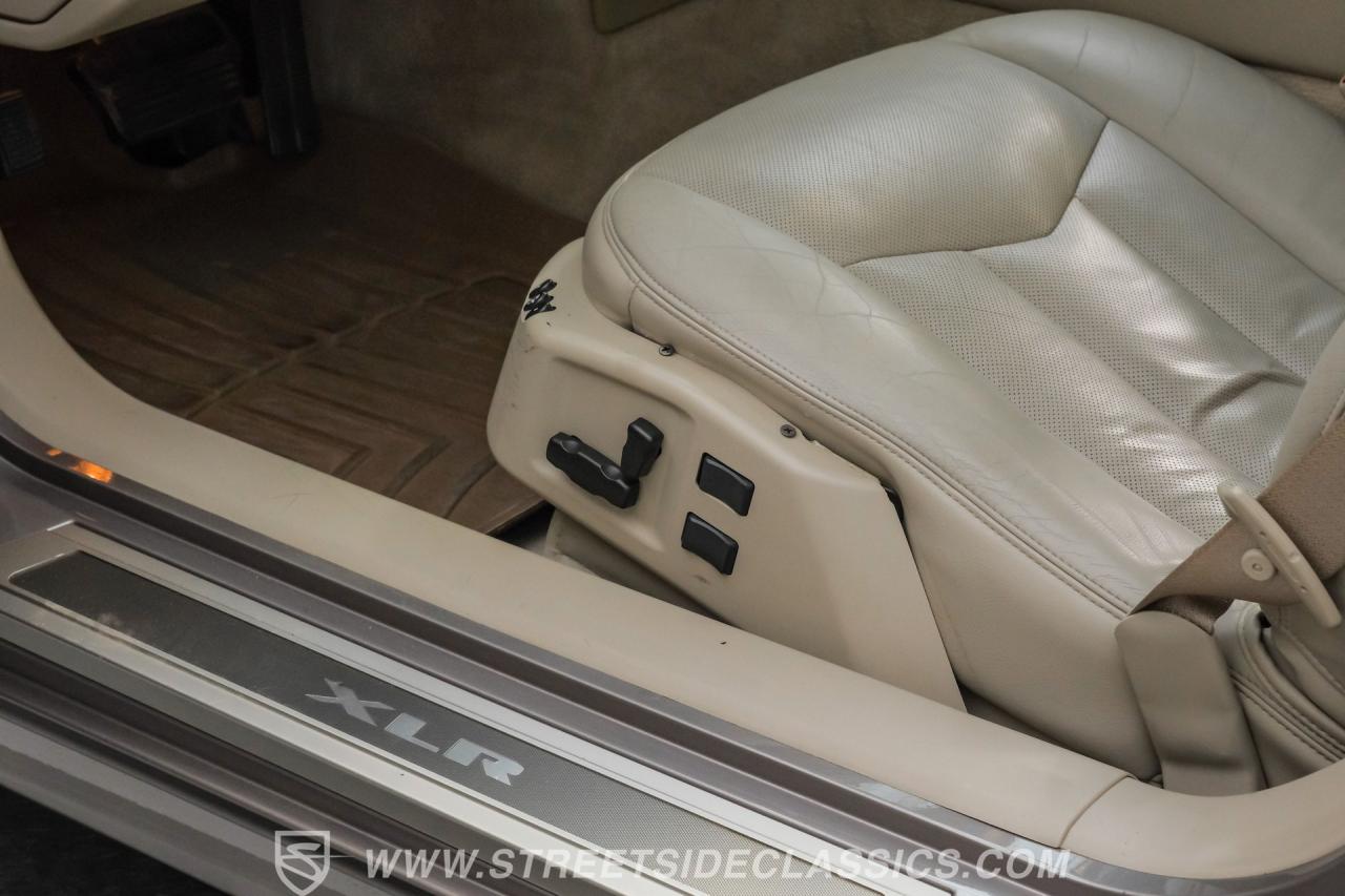 2005 Cadillac XLR