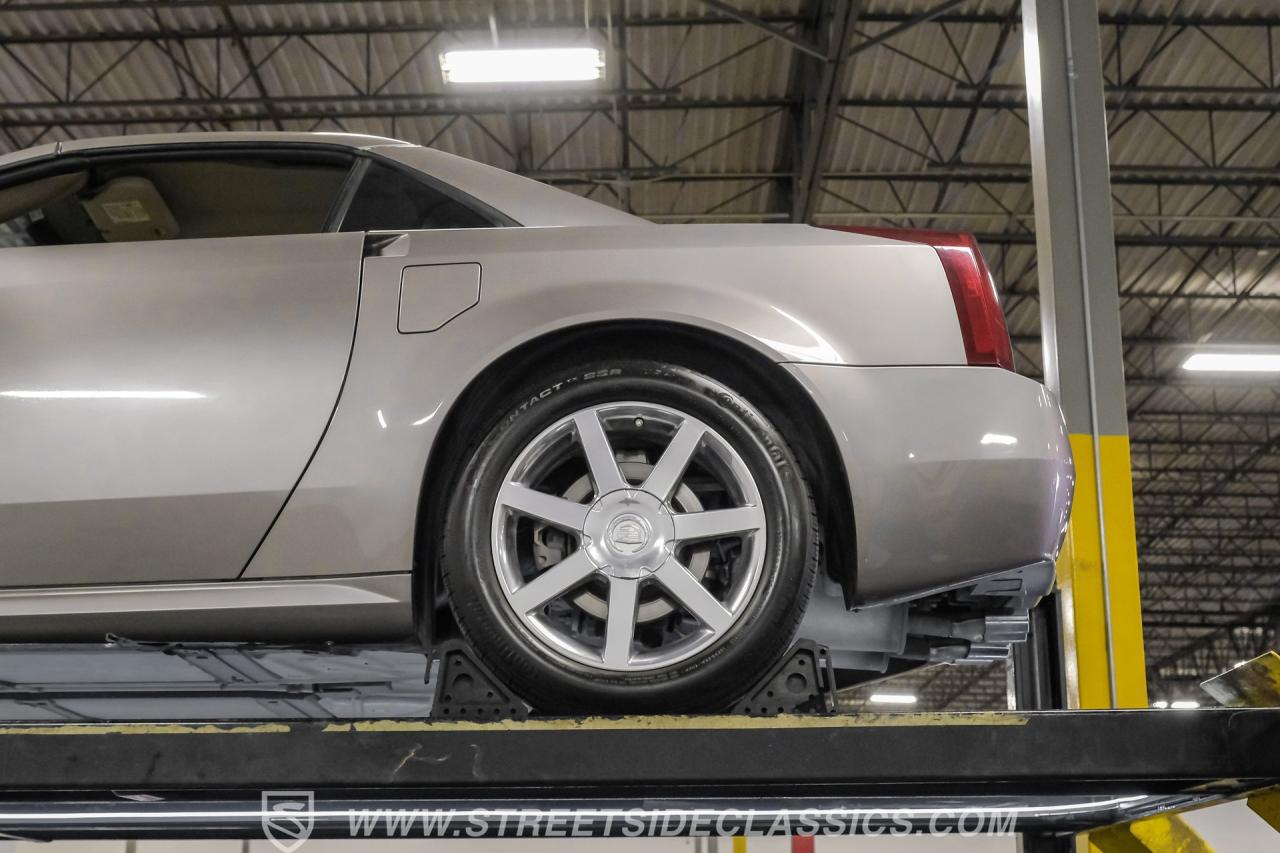 2005 Cadillac XLR