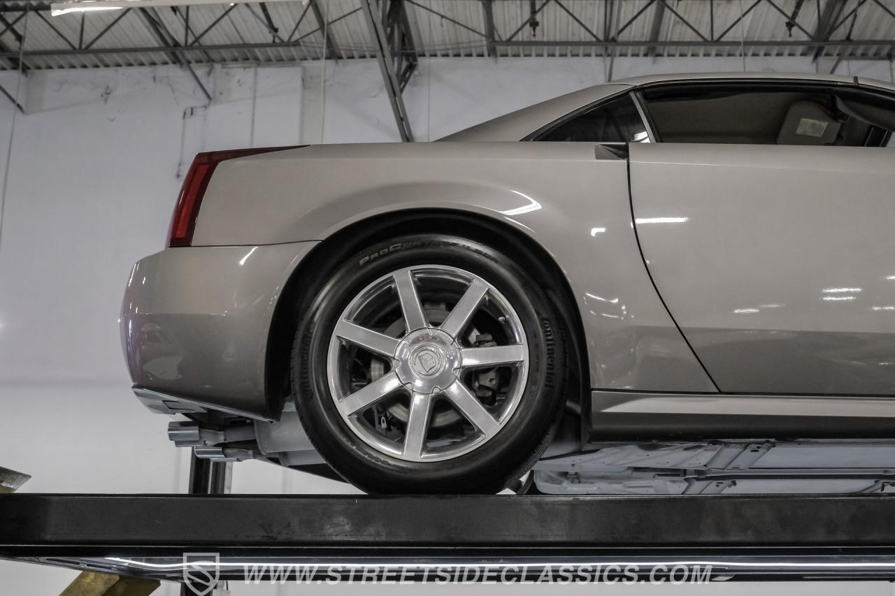 2005 Cadillac XLR