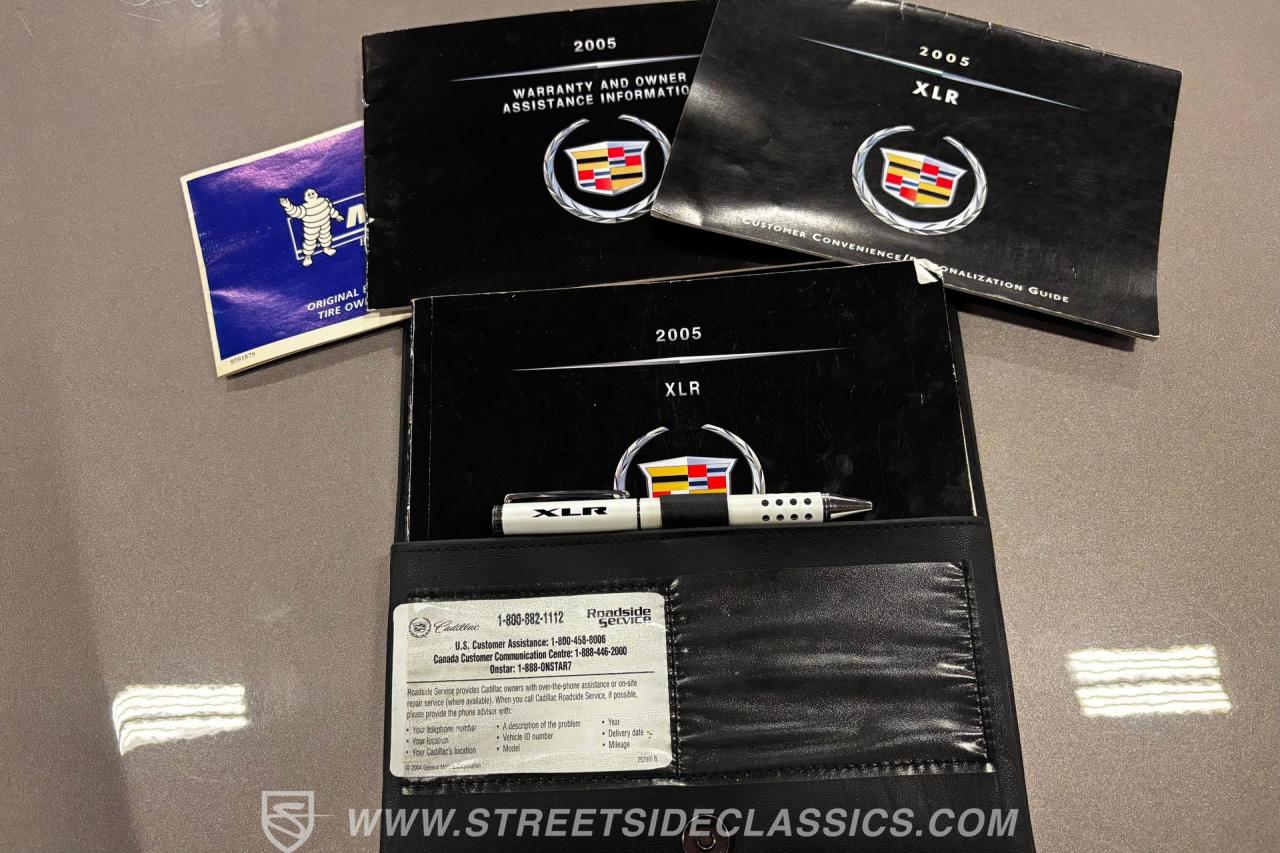 2005 Cadillac XLR
