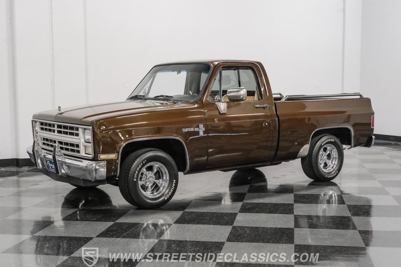 1986 Chevrolet C10 Custom Deluxe