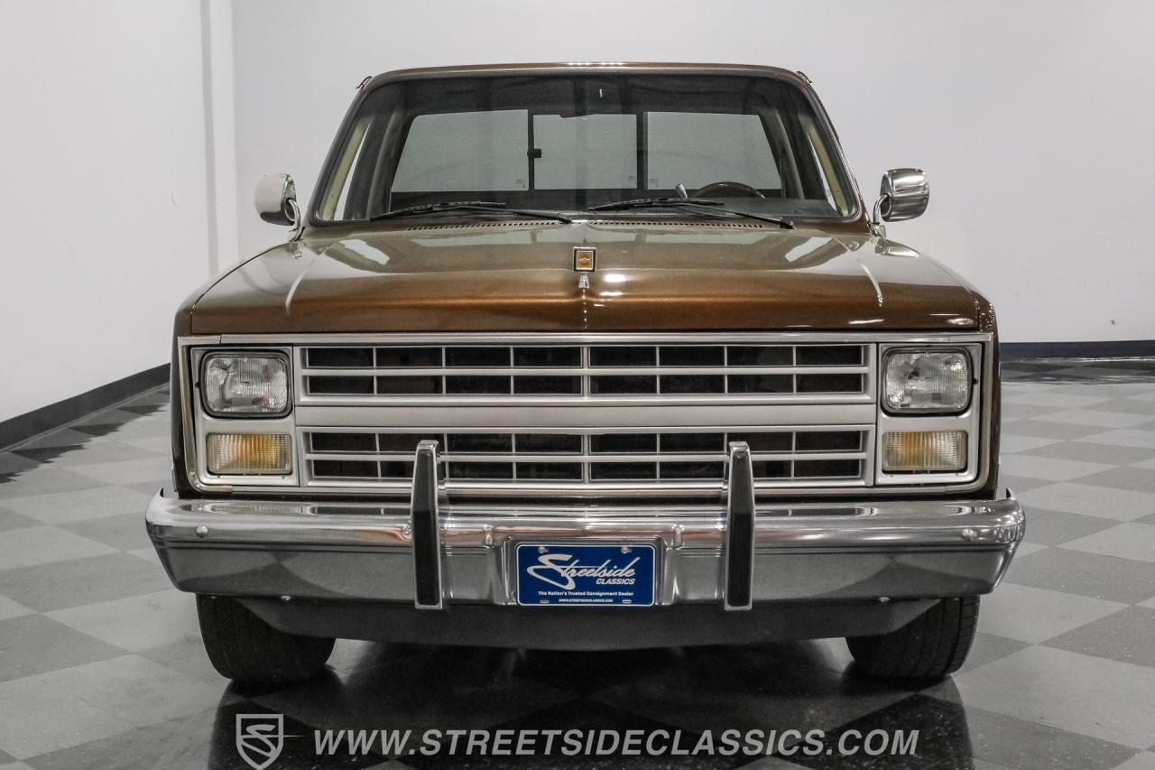 1986 Chevrolet C10 Custom Deluxe