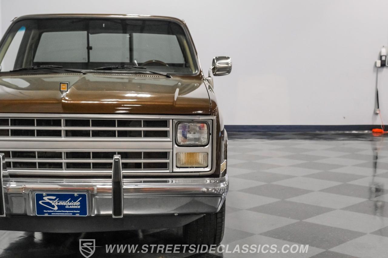 1986 Chevrolet C10 Custom Deluxe