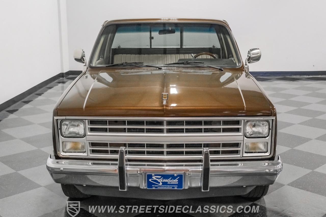 1986 Chevrolet C10 Custom Deluxe