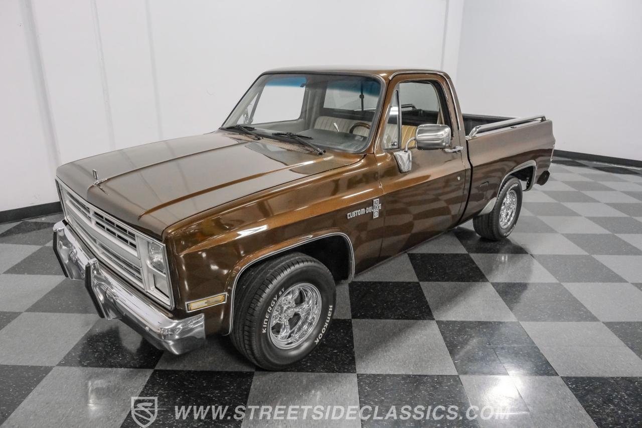 1986 Chevrolet C10 Custom Deluxe