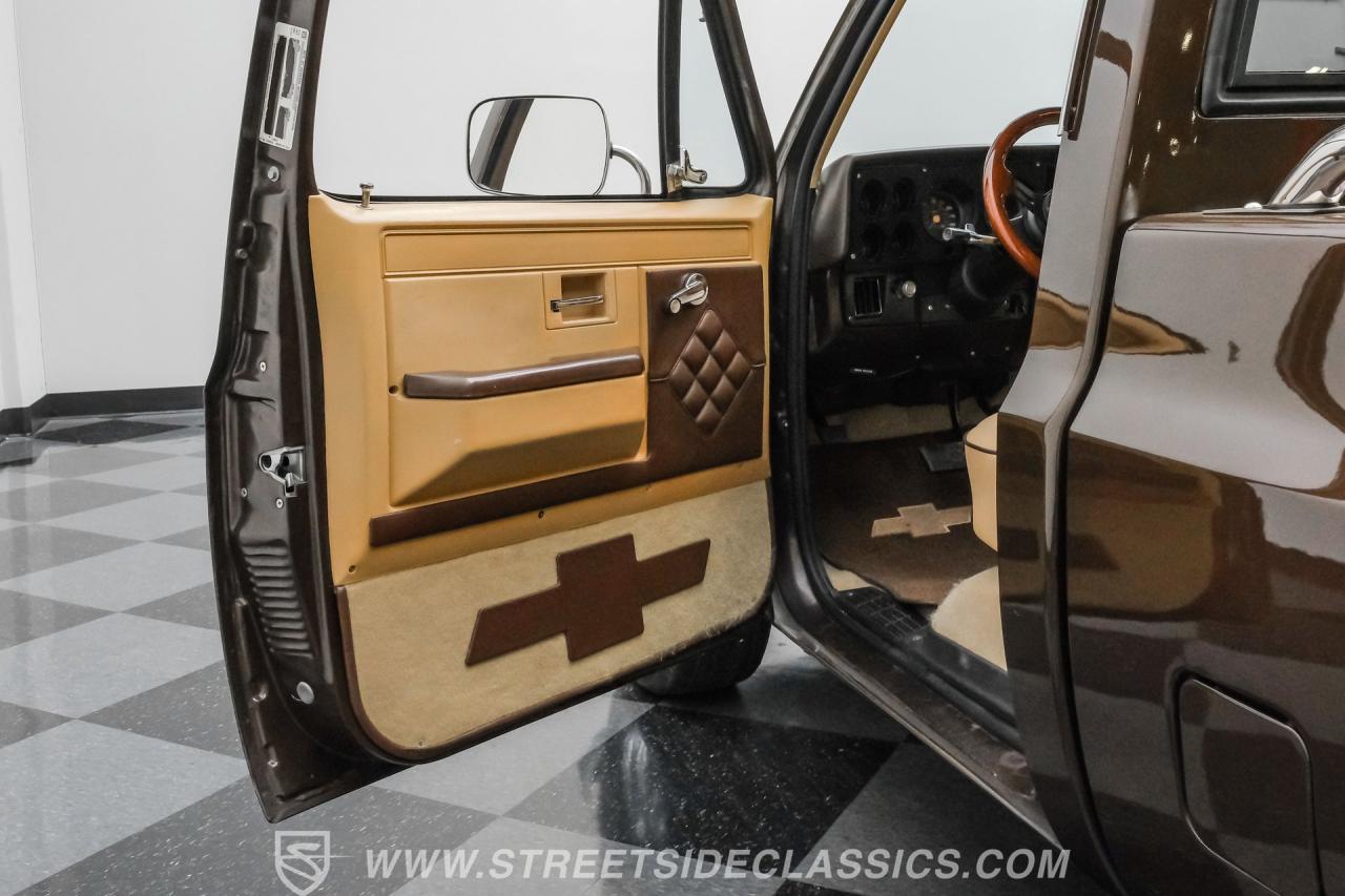 1986 Chevrolet C10 Custom Deluxe