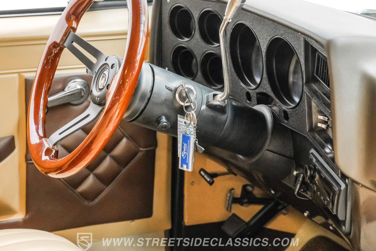 1986 Chevrolet C10 Custom Deluxe