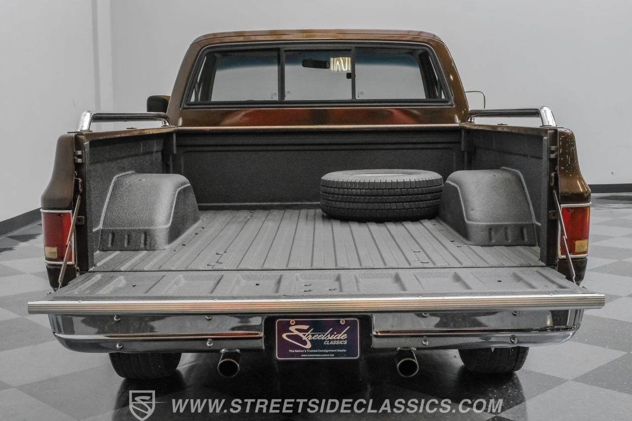 1986 Chevrolet C10 Custom Deluxe