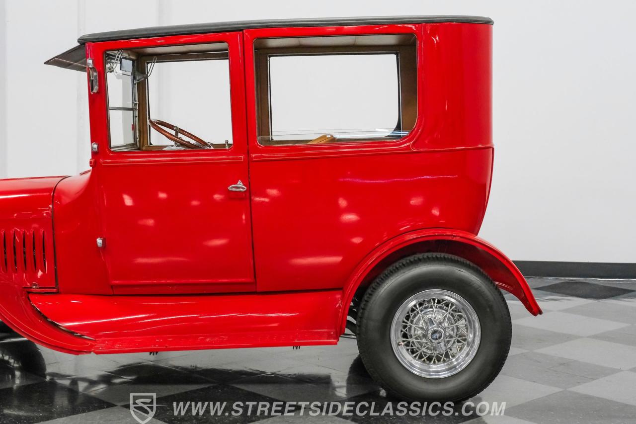 1924 Ford Model T Sedan Street Rod