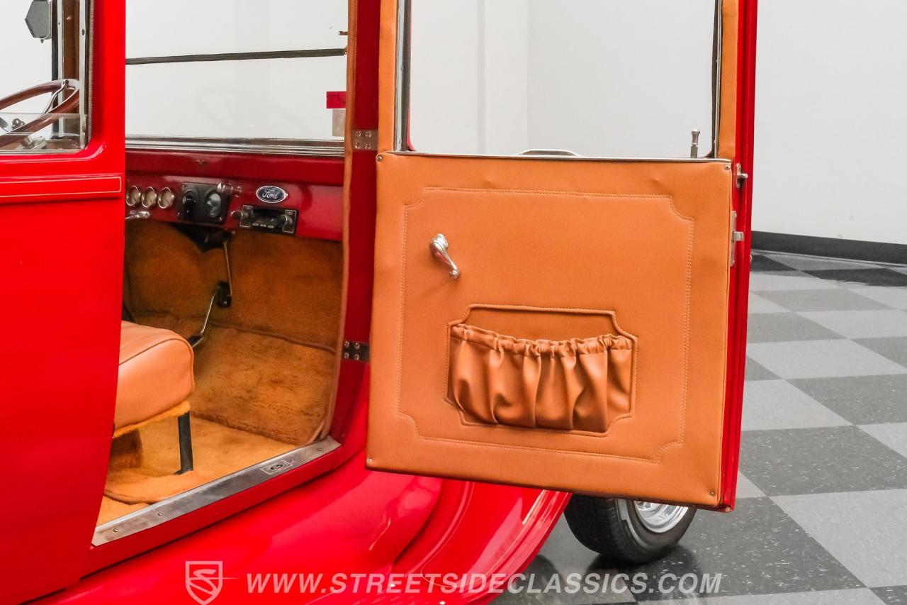 1924 Ford Model T Sedan Street Rod