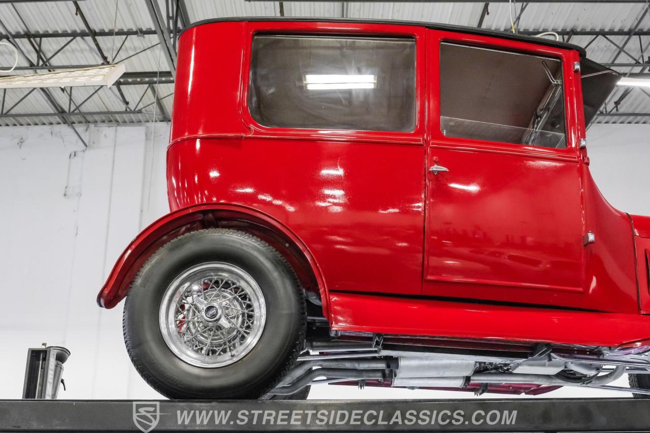 1924 Ford Model T Sedan Street Rod