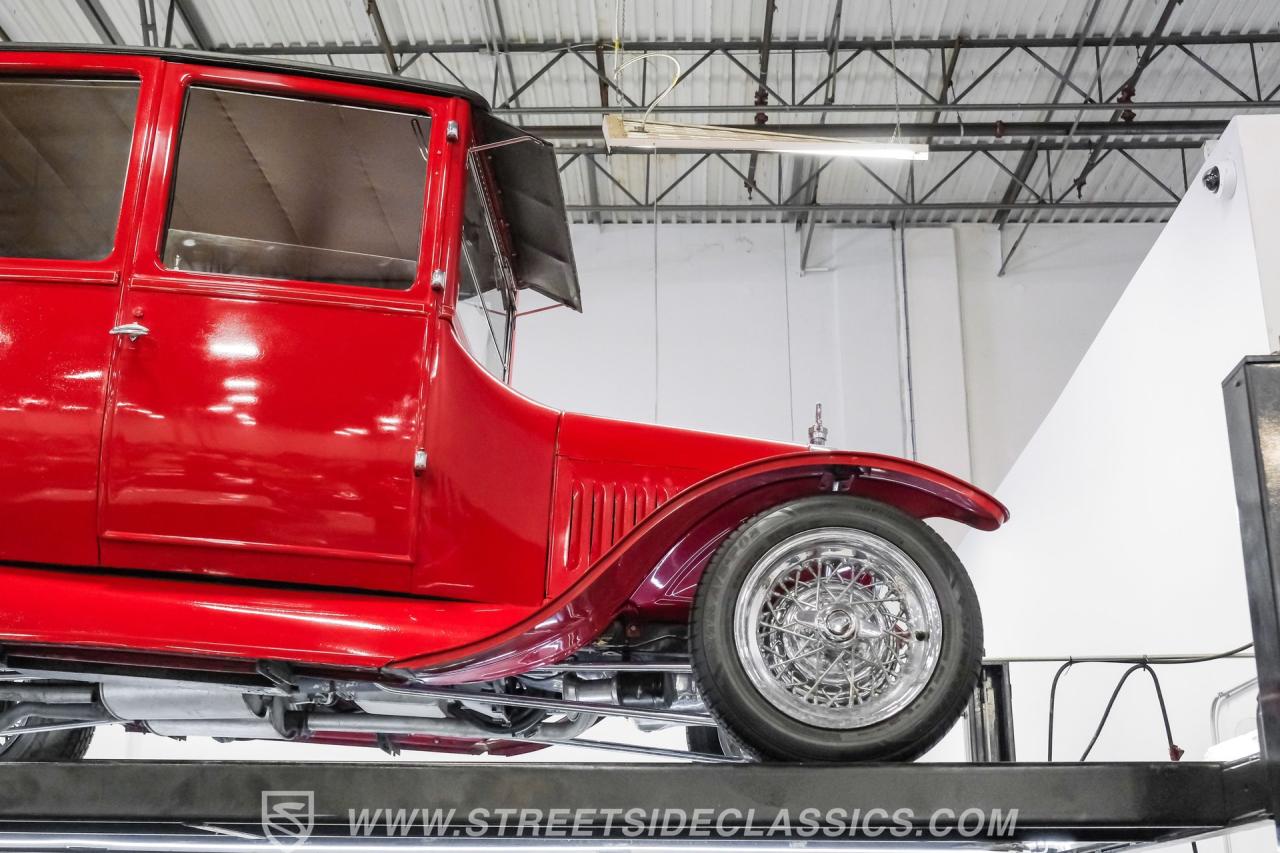 1924 Ford Model T Sedan Street Rod