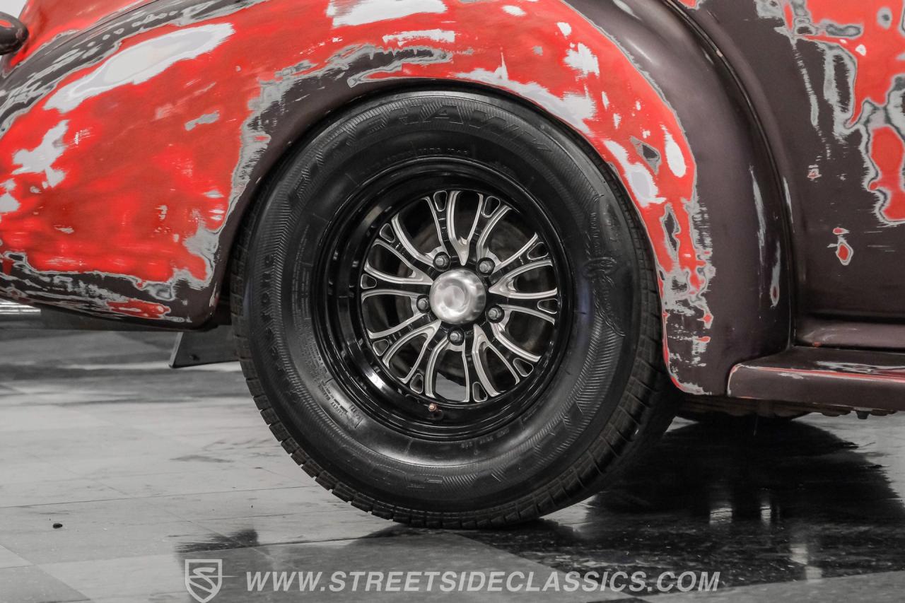 1940 Chevrolet Master Deluxe Patina Streetrod Coupe