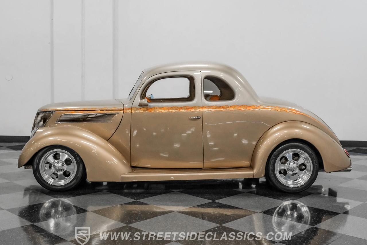 1937 Ford 5-Window Coupe Restomod