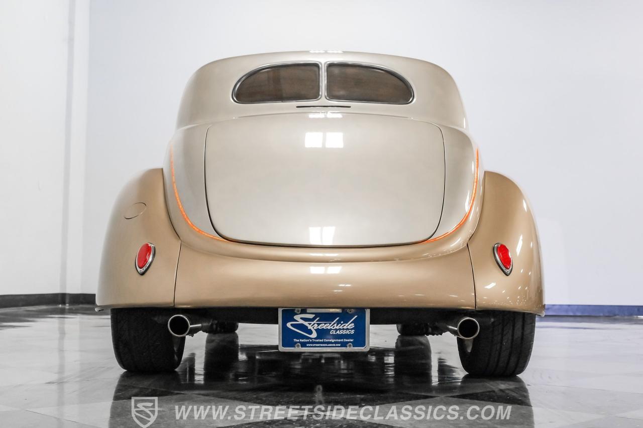 1937 Ford 5-Window Coupe Restomod