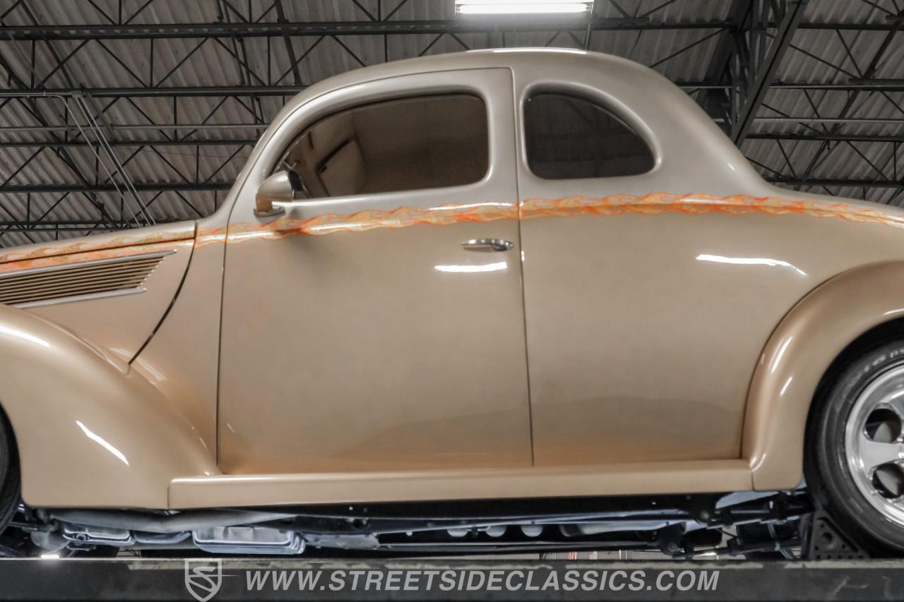 1937 Ford 5-Window Coupe Restomod