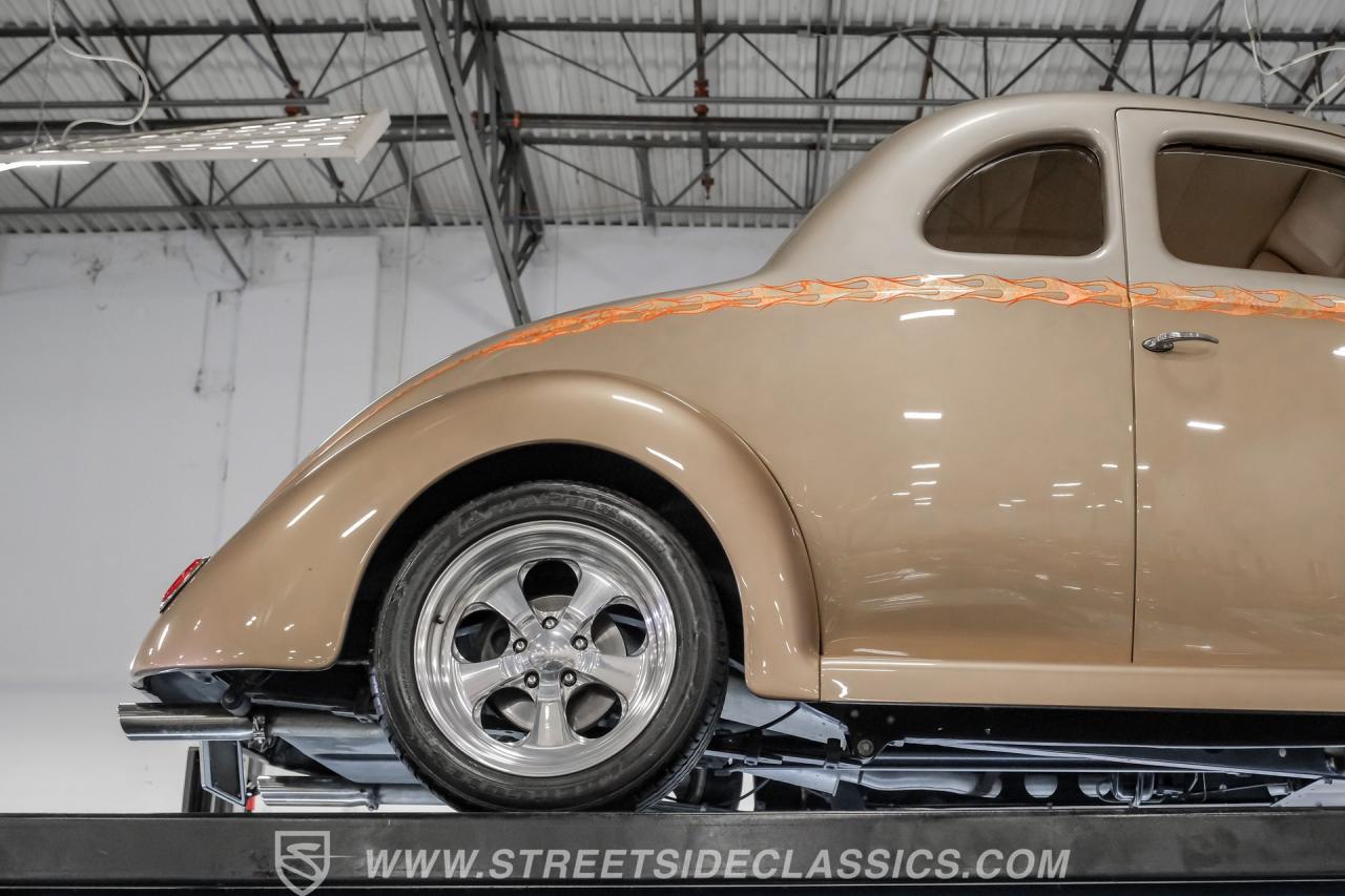 1937 Ford 5-Window Coupe Restomod