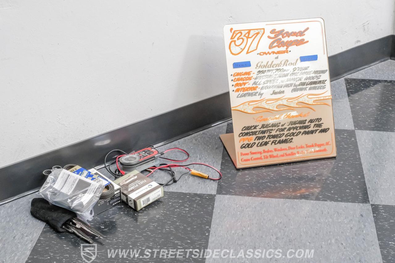 1937 Ford 5-Window Coupe Restomod