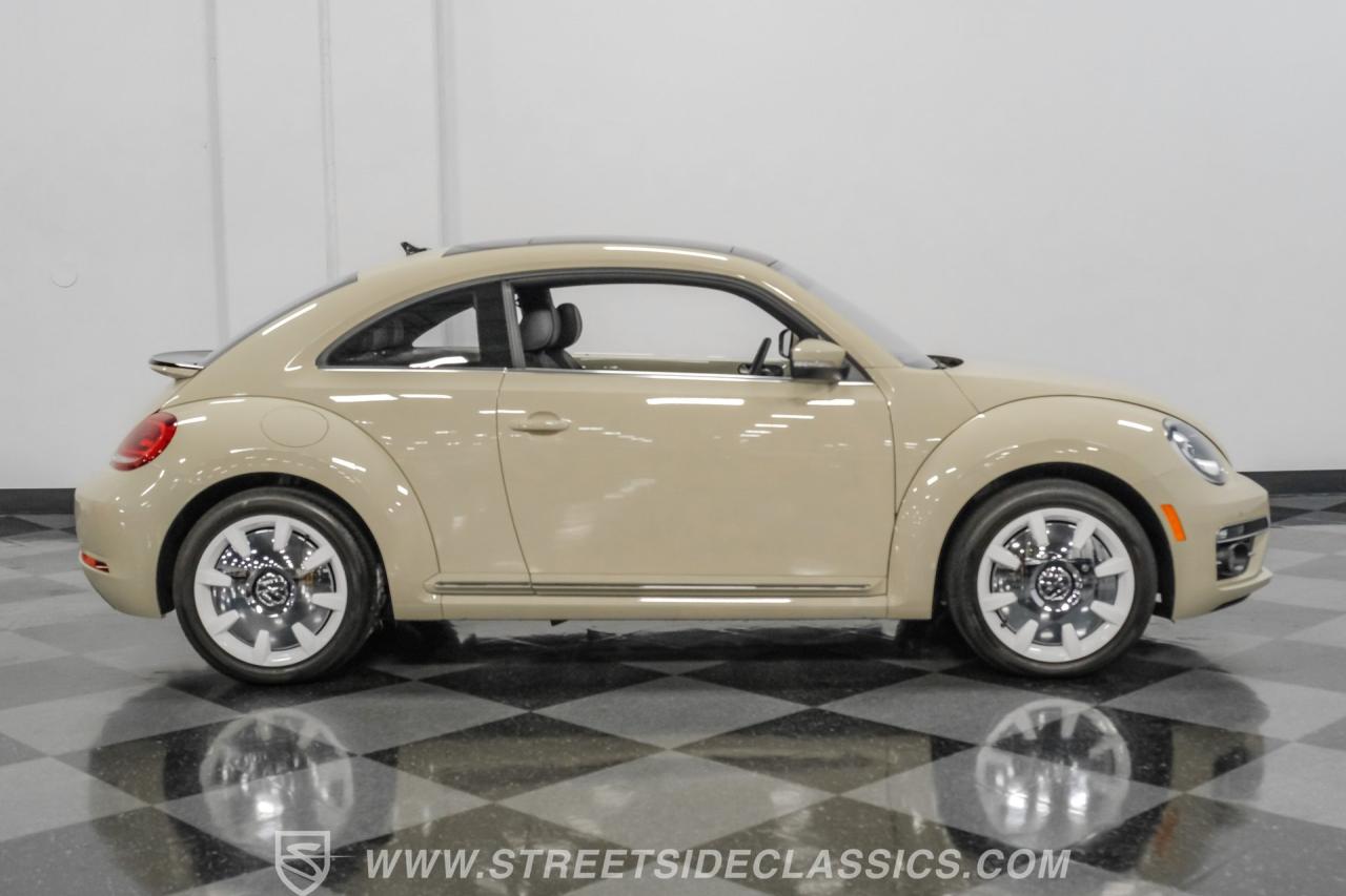 2019 Volkswagen Beetle 2.0 T Final Edition SEL
