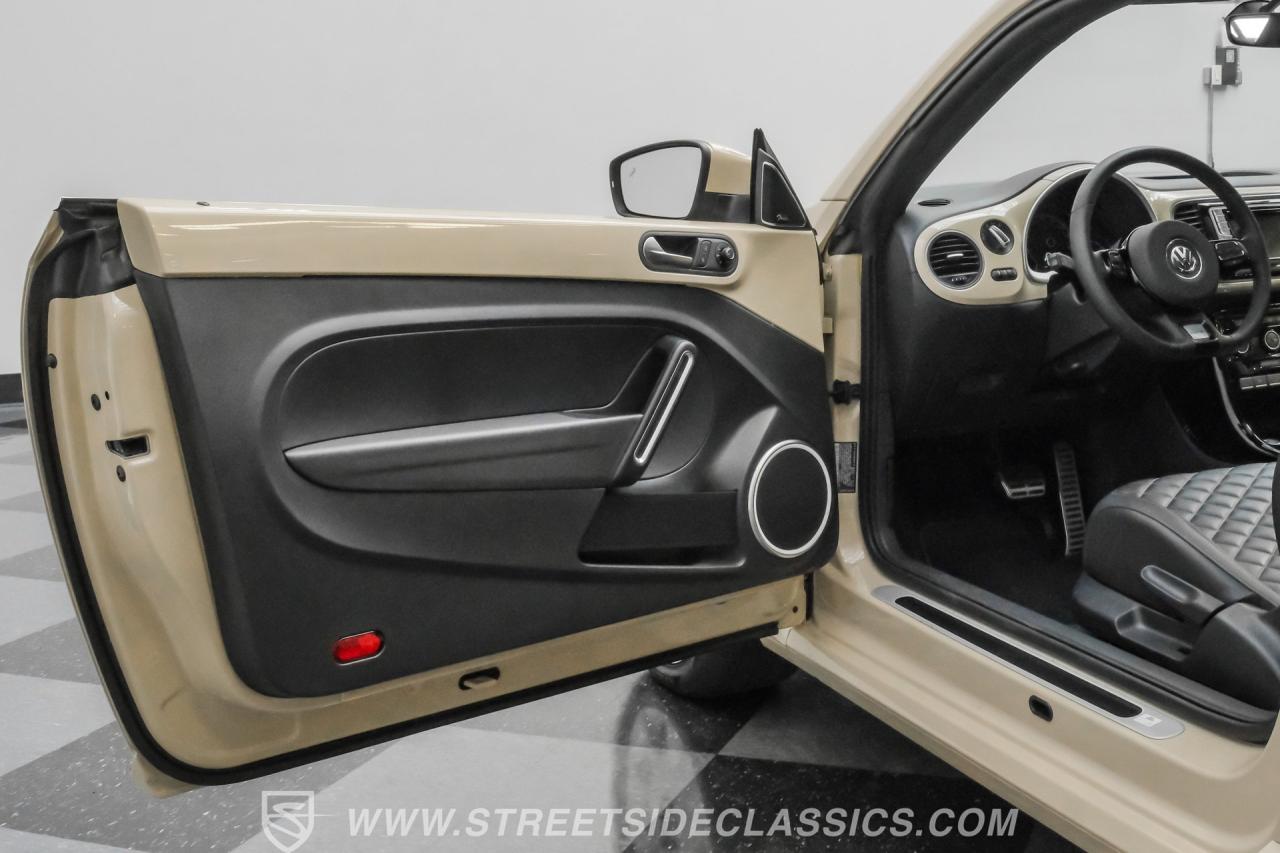 2019 Volkswagen Beetle 2.0 T Final Edition SEL