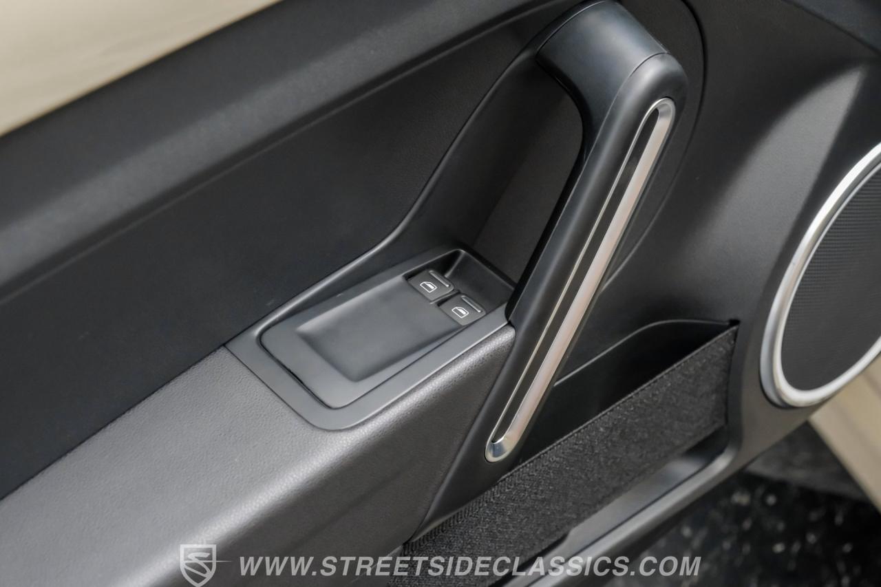 2019 Volkswagen Beetle 2.0 T Final Edition SEL