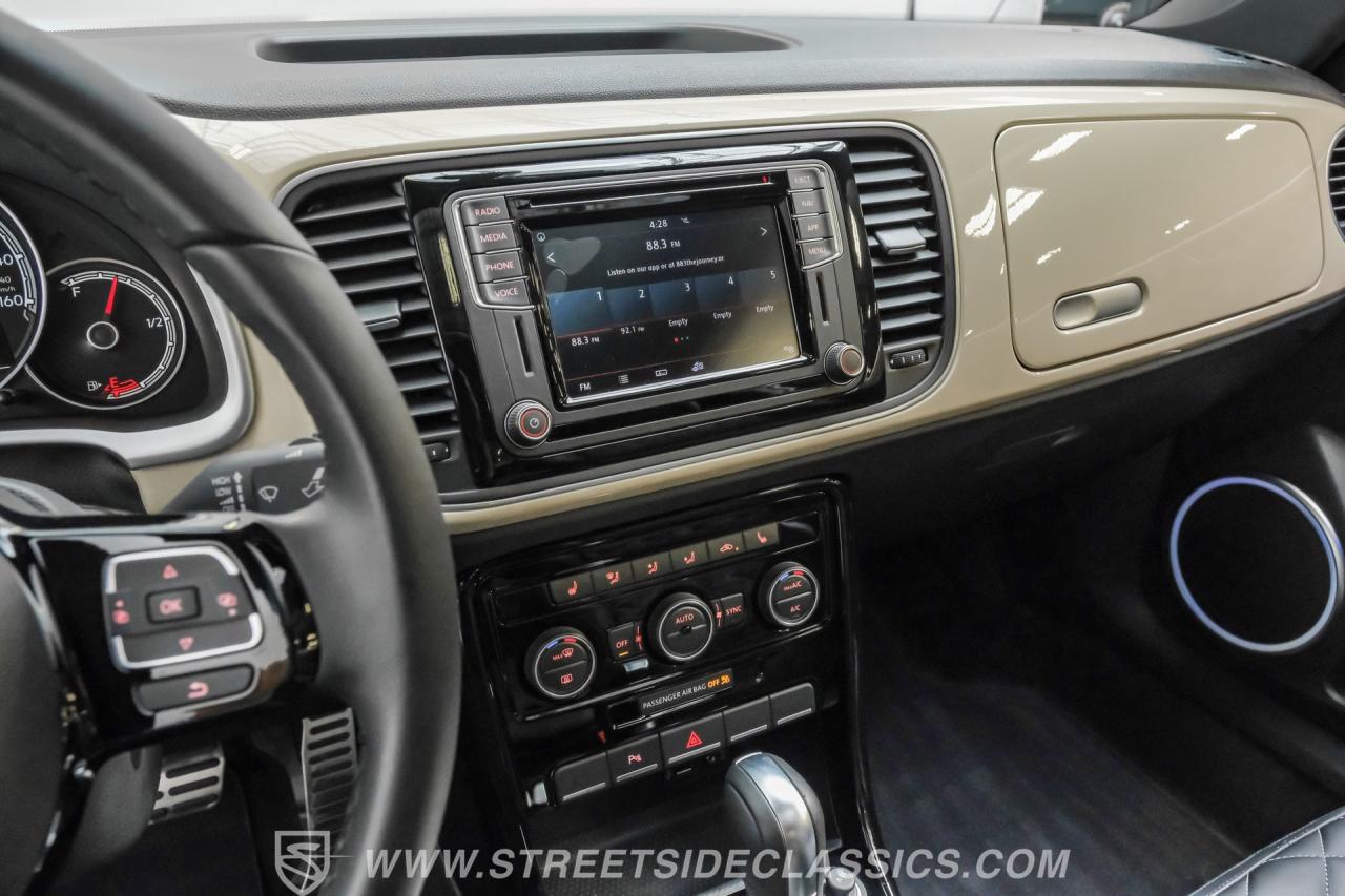 2019 Volkswagen Beetle 2.0 T Final Edition SEL