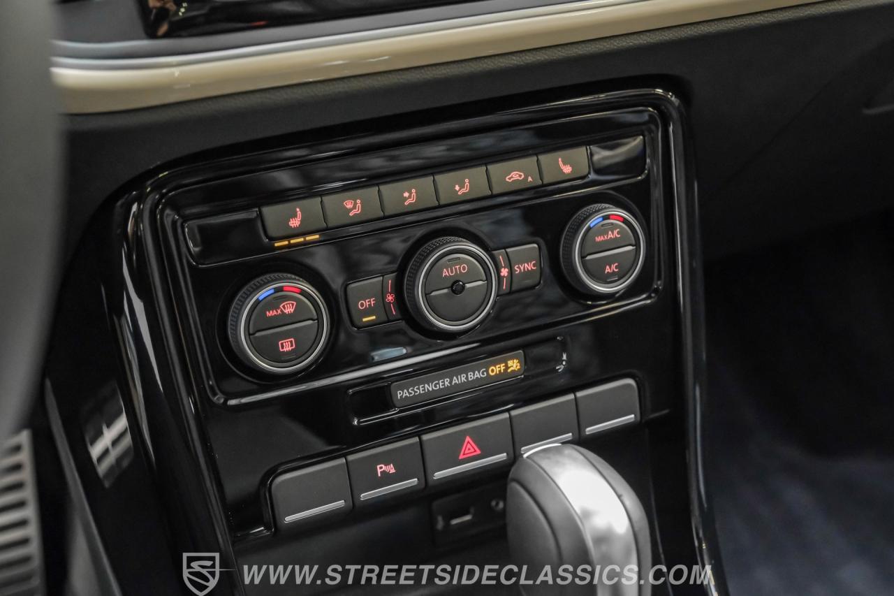 2019 Volkswagen Beetle 2.0 T Final Edition SEL