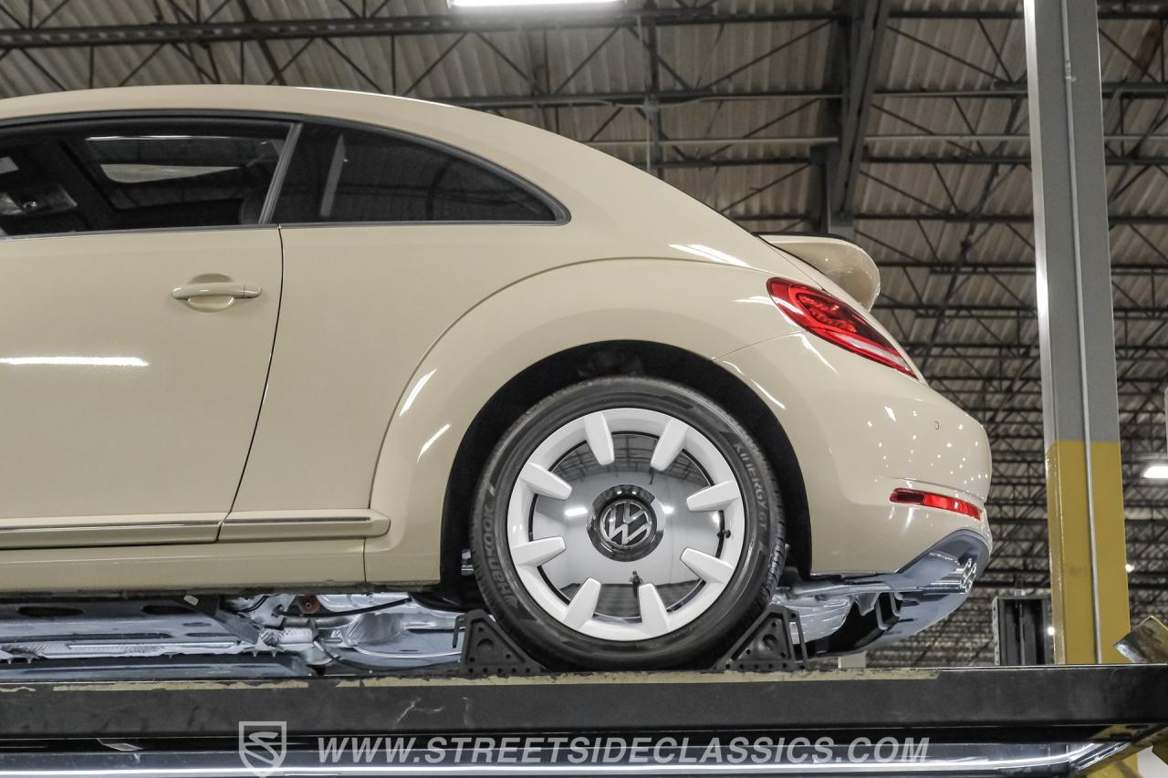 2019 Volkswagen Beetle 2.0 T Final Edition SEL