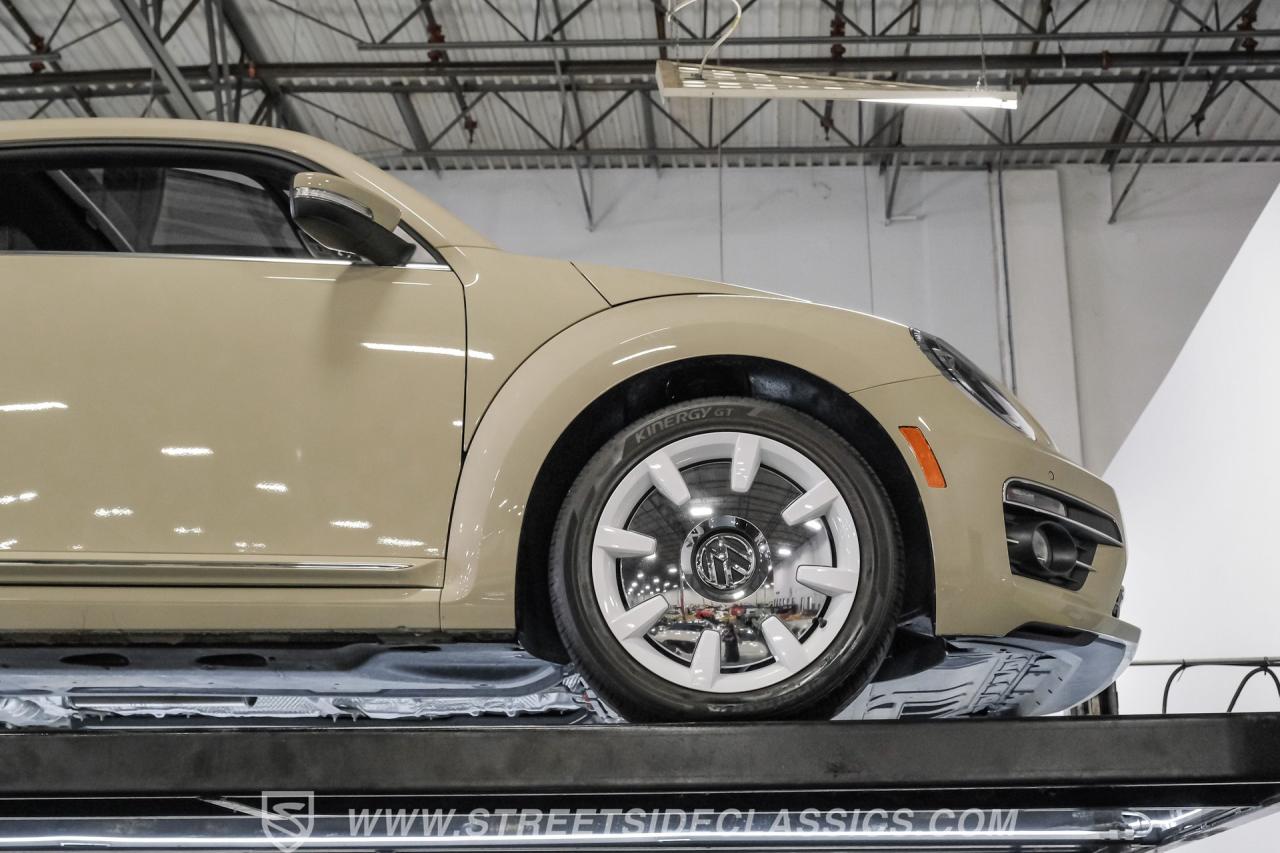 2019 Volkswagen Beetle 2.0 T Final Edition SEL