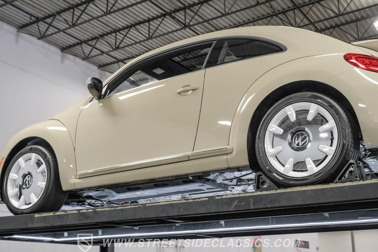 2019 Volkswagen Beetle 2.0 T Final Edition SEL