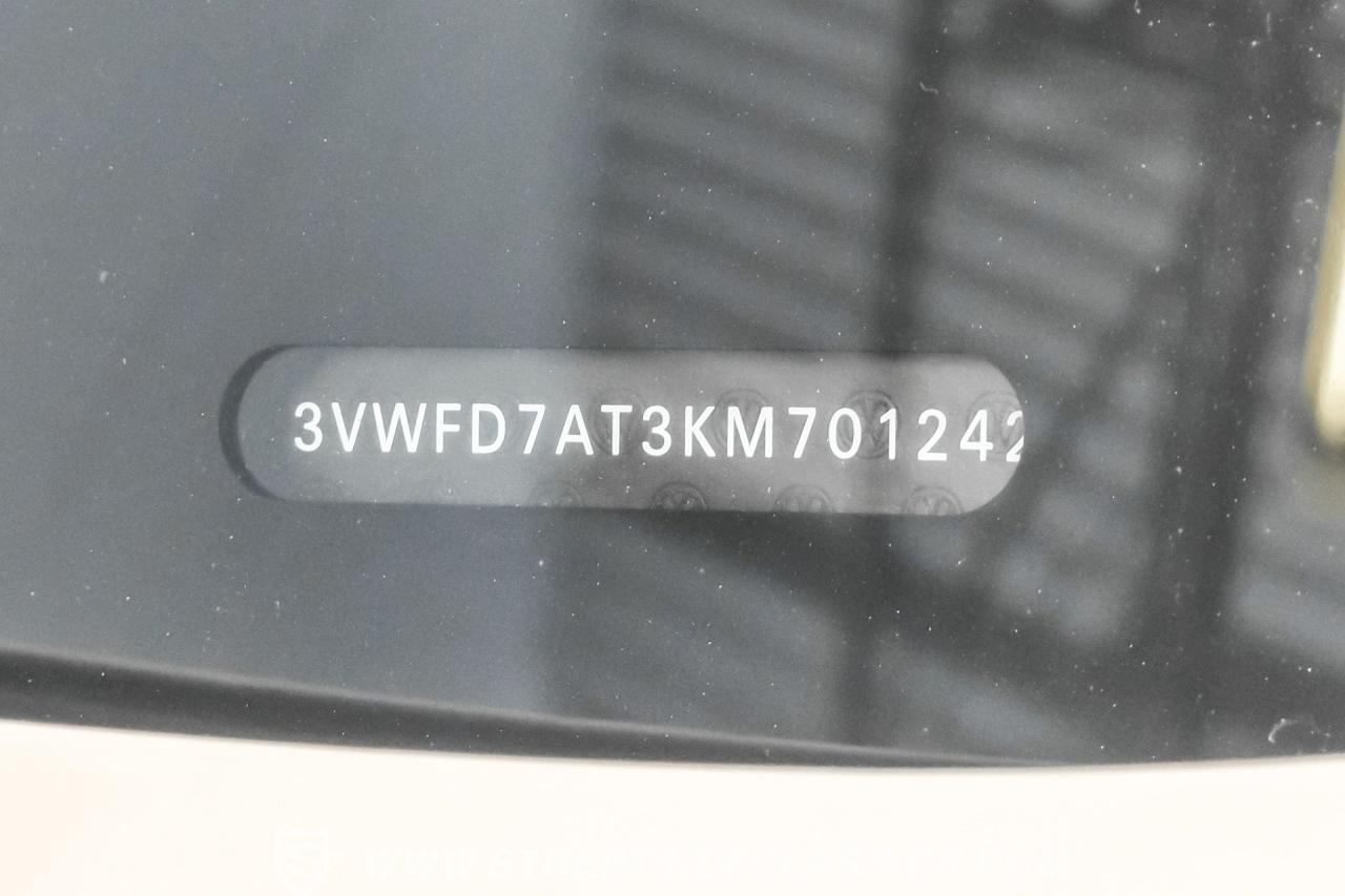 2019 Volkswagen Beetle 2.0 T Final Edition SEL