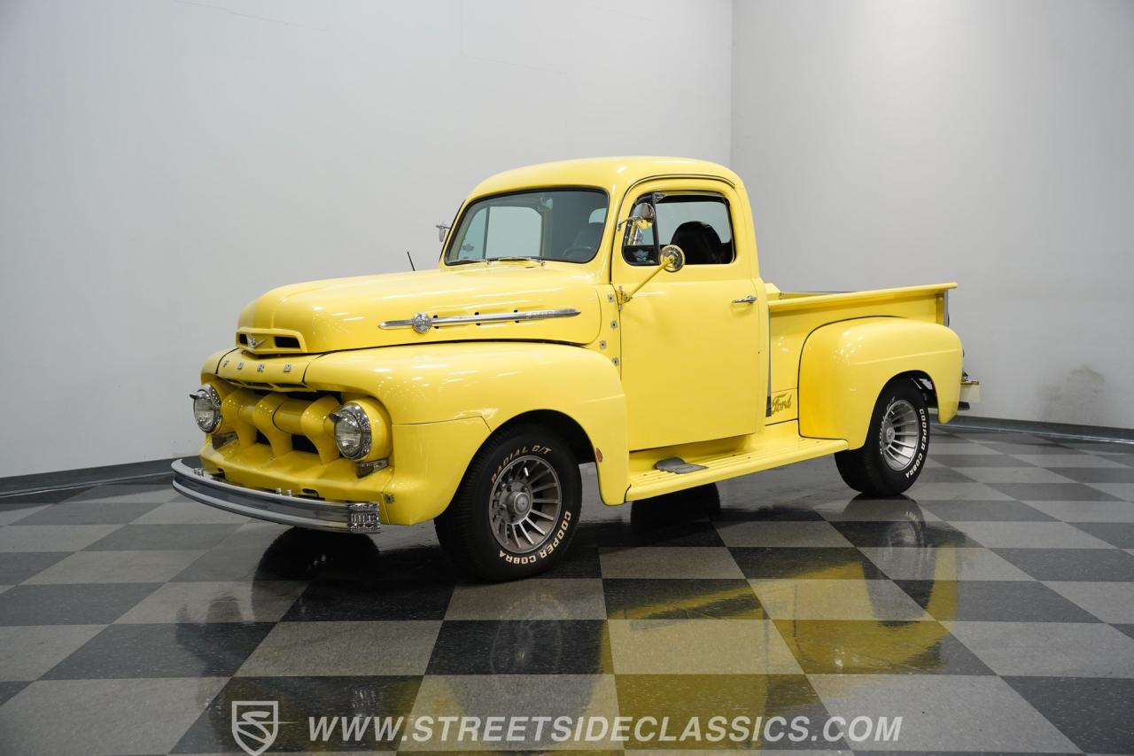1952 Ford F-1