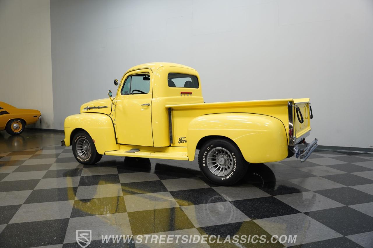 1952 Ford F-1