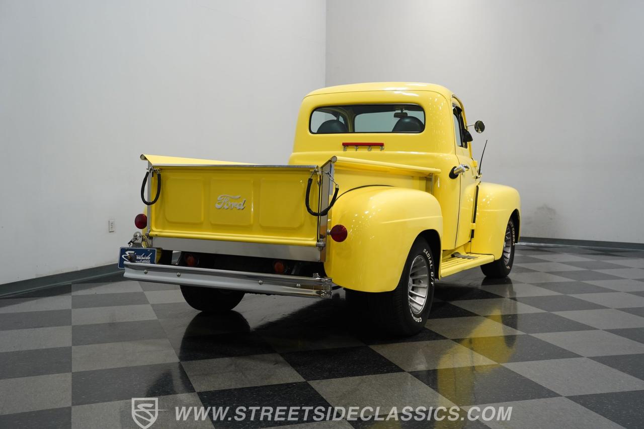 1952 Ford F-1