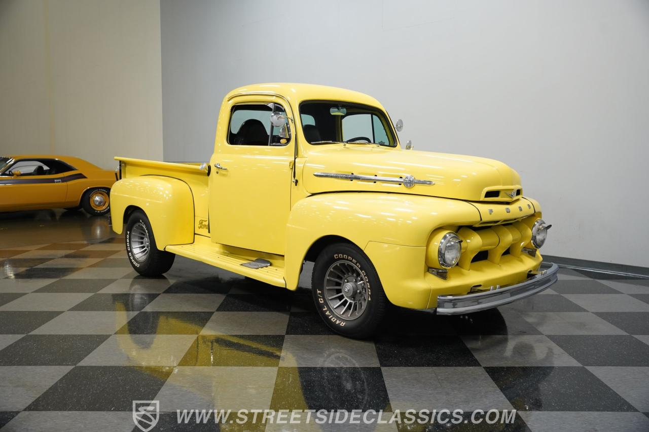 1952 Ford F-1
