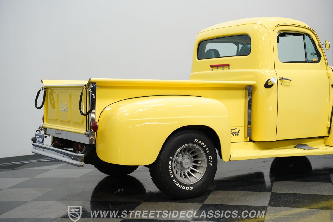 1952 Ford F-1
